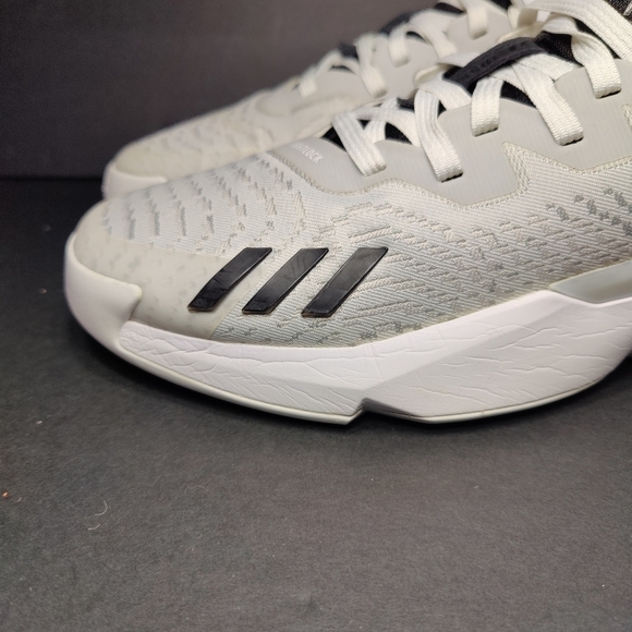 Adidas D.O.N. Issue 4 Basketball Black White Sneaker Mens Shoes Size 13 - Picture 5 of 11